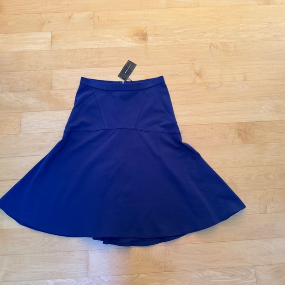 NWT BCBG Max Azria Blue Jersey Knit A-Line Camber Skirt Sz. - Picture 2 of 9